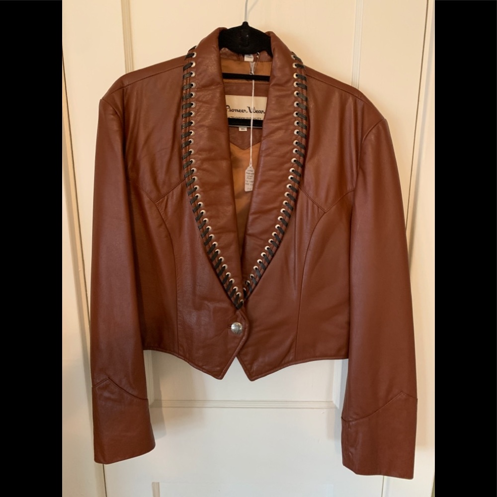❣️ SALE ❣️ Vintage Pioneer Wear Leather Jacket